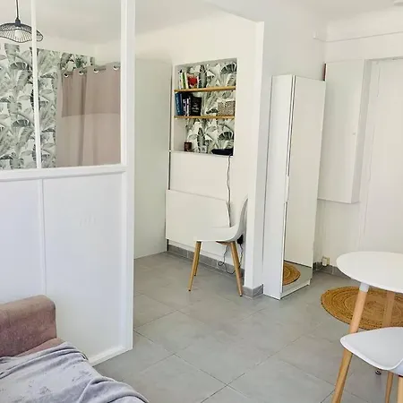 Studio Lumineux Avec Coin Nuit A * Mentona